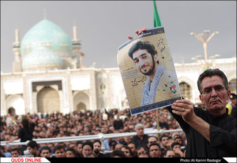 مراسم با شکوه وداع با شهید مدافع حرم محسن حججی در حرم مطهر رضوی