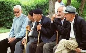 ۱۰۰ هزار سالمند در استان یزد  وجود دارد 