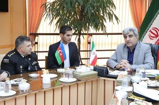 استاندار گیلان با فرمانده ناوگروه صلح و دوستی آذربایجان دیدار کرد