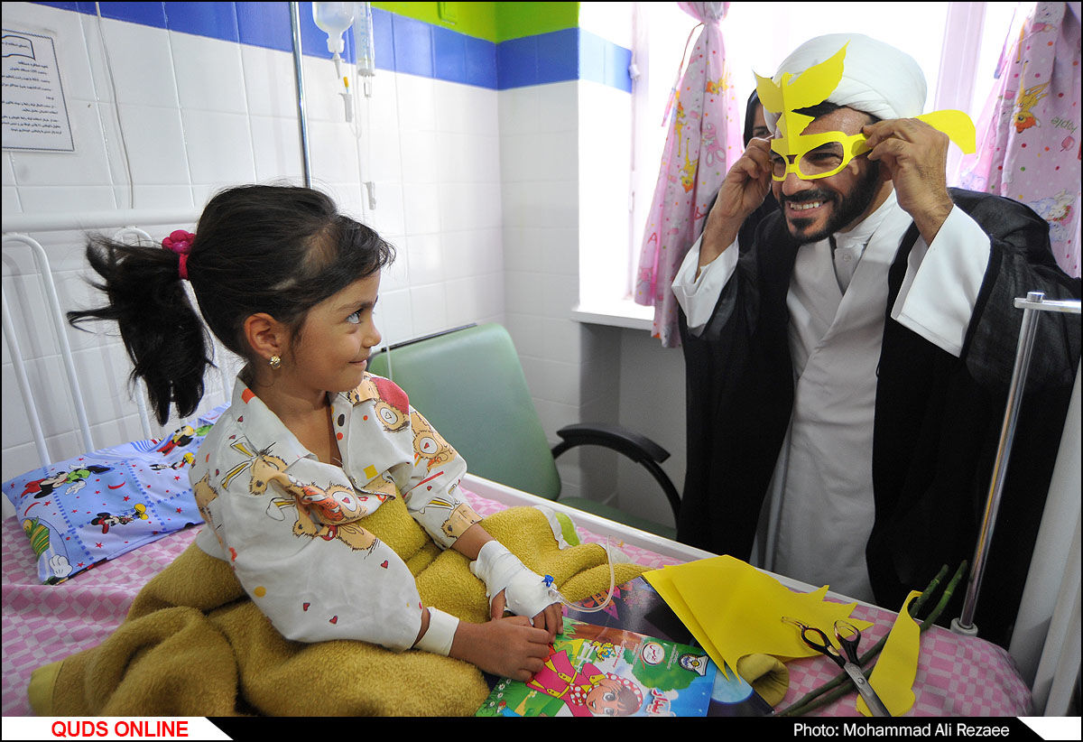 عیادت از کودکان بستری در بیمارستانها/گزارش تصویری