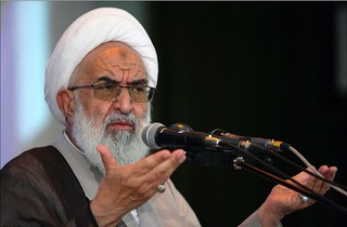 توطئه های دشمنان به سرکردگی آمریکا به خاطربصیرت مردم ایران است 