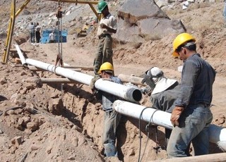 اصلاح و توسعه بیش از ۵۰۰۰ متر شبکه توزیع آب در مانه و سملقان