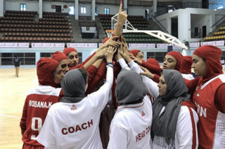 تیم بسکتبال نوجوانان دختر ایران