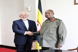 ظریف با رئیس جمهور اوگاندا دیدار و گفتگو کرد
