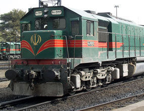 تکمیل ریل گذاری 66 کیلومتر از مسیر خط آهن خواف- هرات