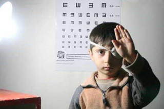 اجرای طرح غربالگری تنبلی چشم برای کودکان ٣ تا ۶ سال خراسان شمالی