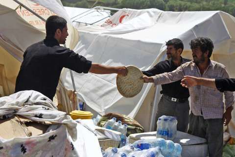 آمادگی ۴۸ پایگاه هلال احمربرای جمع آوری کمک های مردمی درکردستان