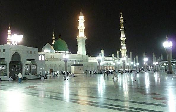 درهای مسجد النبی(ص) به روی نمازگزاران باز شد