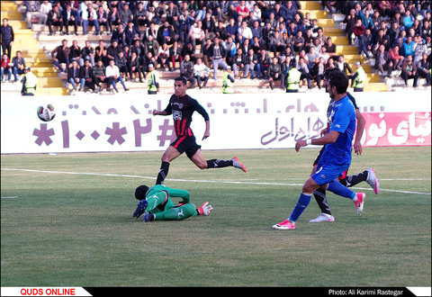 دیدار تیم های تیم های سیاه جامگان - استقلال تهران