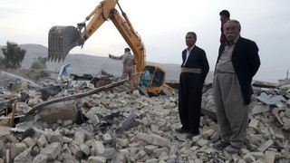 انجام اسکان موقت ۸۰ درصدی زلزله‌زدگان کرمانشاه در کانکس