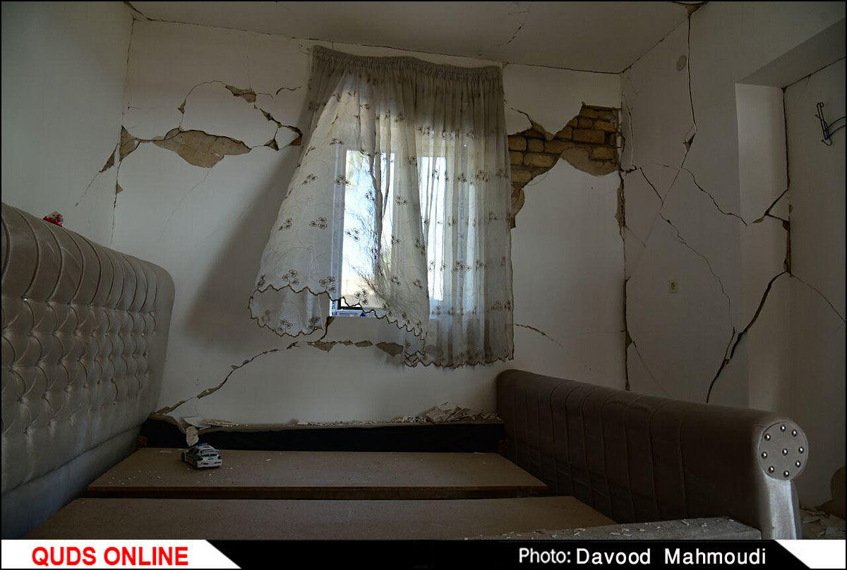 بنیاد کرامت رضوی خانه‌های آسیب دیده زلزله رامیان را احداث و ترمیم می‌کند