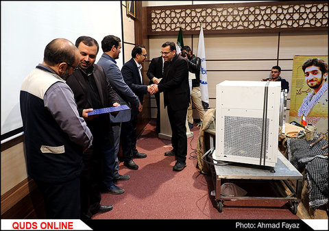 رونمایی از دستگاه فریز درایر زعفران و بازارچه مجازی اقتصاد مقاومتی برای نخستین بار در کشور در مشهد مقدس - گزارش تصویری
