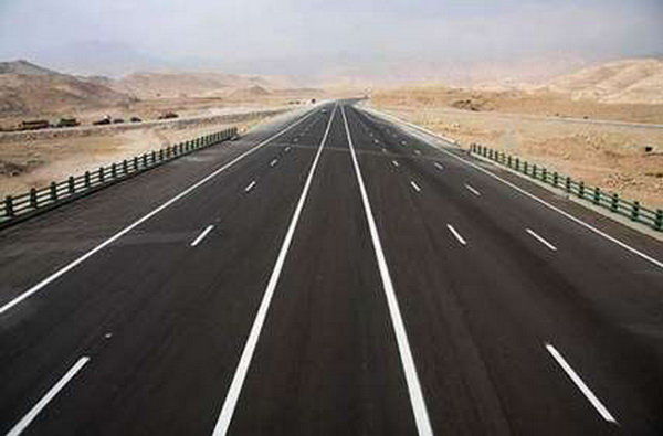 ۲۰ کیلومتر بزرگراه جدید در همدان احداث می شود