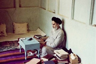 گاه‌شمار زندگی و مبارزات امام خمینی(ره) در بازار نشر

