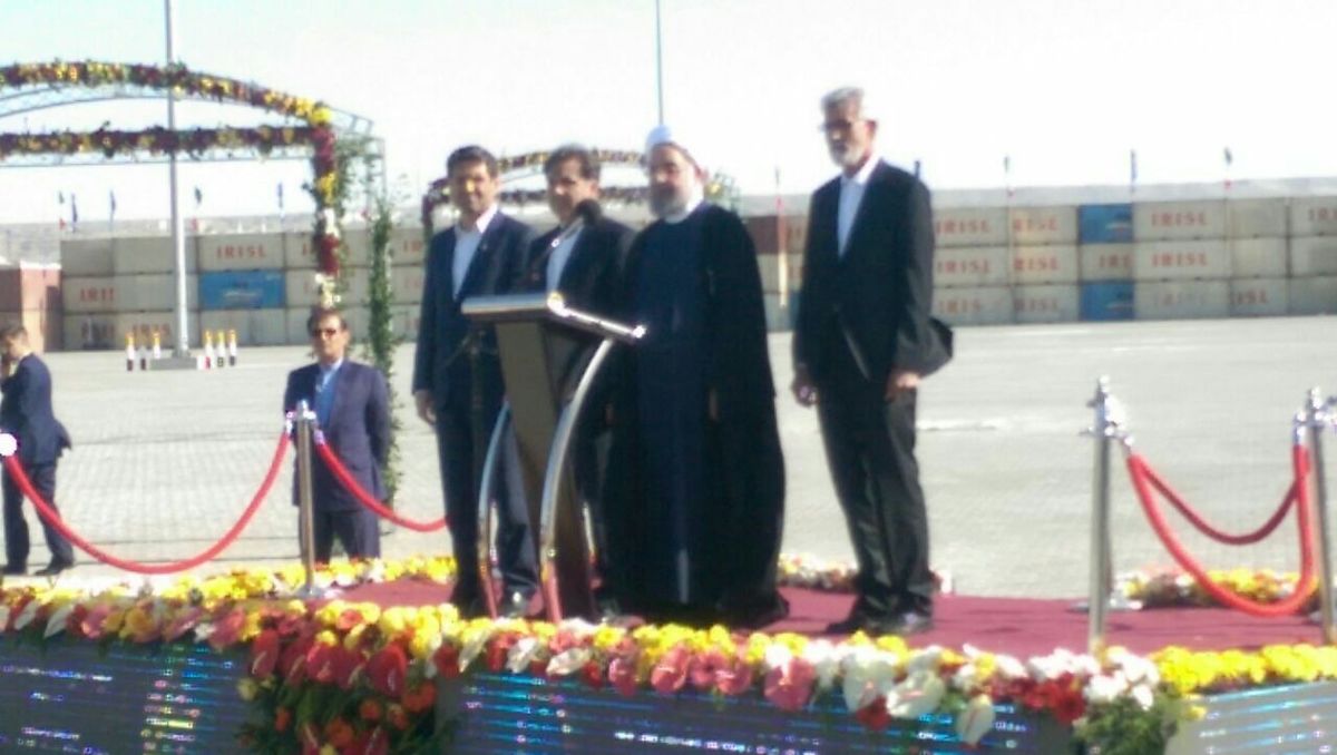 رئیس جمهوری فاز نخست بندر شهید بهشتی چابهار را افتتاح کرد