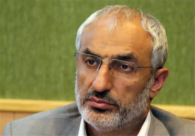 زاهدی: آقای روحانی برای رضایت مردم کابینه خود را ترمیم کند
