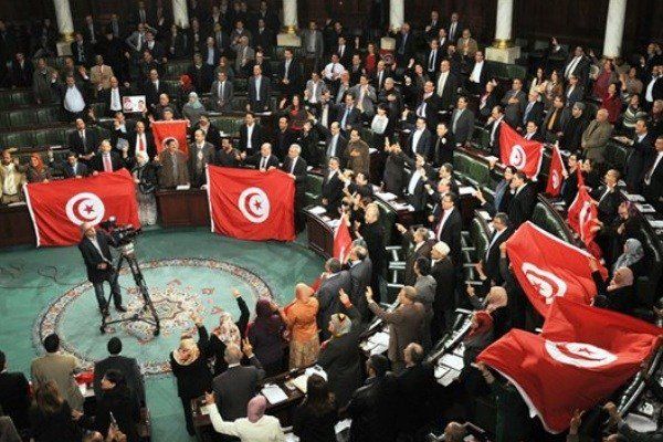 تصویب لایحه ضد آمریکایی در پارلمان تونس
