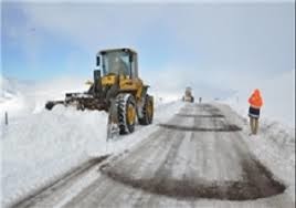 برف روستاهای هشترود را محاصره کرد