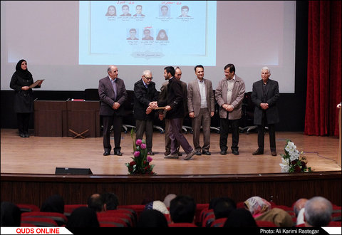 مراسم تجلیل از دانش‌آموختگان برتر دانشگاه فردوسی