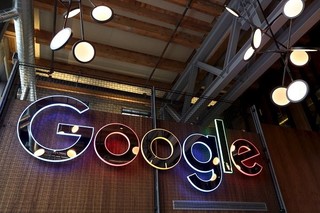دورکاری کارمندان گوگل تا پایان سال 2020 ادامه دارد