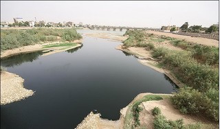 سازمان آب و برق خوزستان انتقال آب کارون به بصره را تکذیب کرد