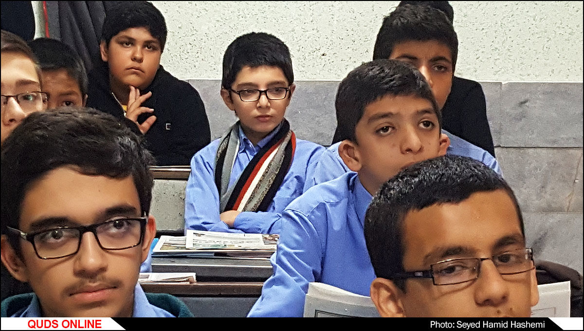 اهدای ۲۴بورسیه تحصیلی از سوی بنیاد مشکات به دانش آموزان راز و جرگلان