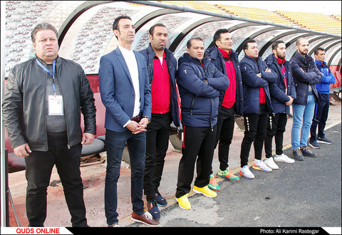 دیدار تیم های تیم‌های فوتبال مشکی پوشان مشهد - سپیدرود رشت 