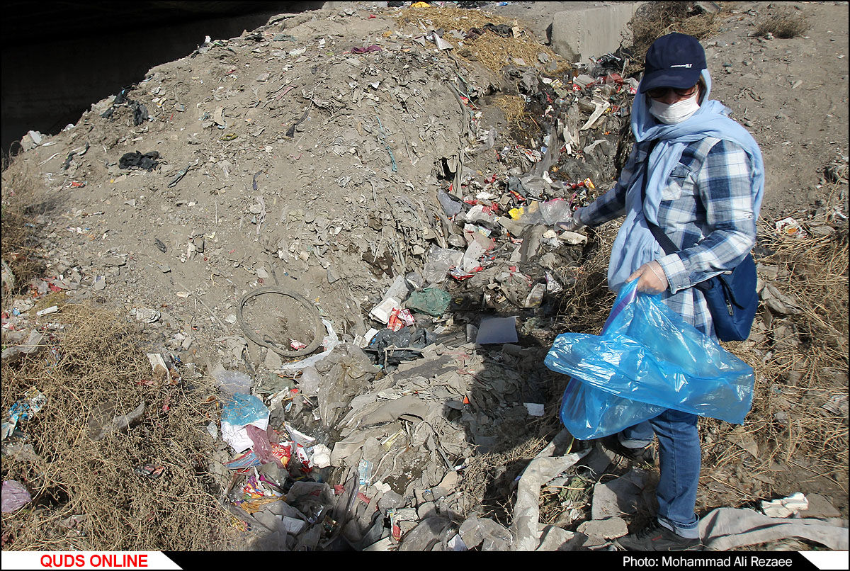 جمع‌آوری مردمی زباله‌های کشف رود/گزارش تصویری