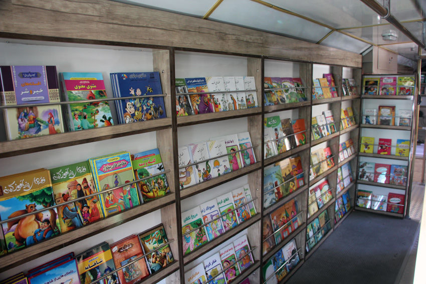 دومین کتابخانه عمومی سیار مشهد افتتاح شد
