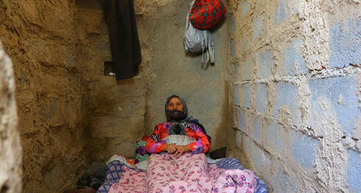 سرما زلزله زدگان خراسان شمالی را به منازل آسیب دیده بازگرداند