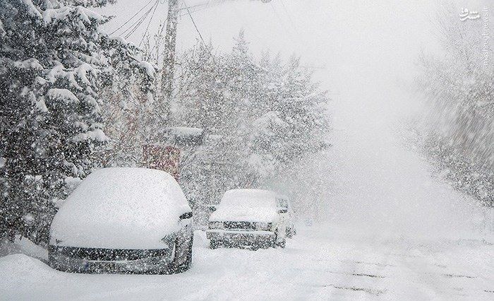 اخطار هواشناسی نسبت به یخ زدگی معابر و بارش برف و تگرگ در تهران
