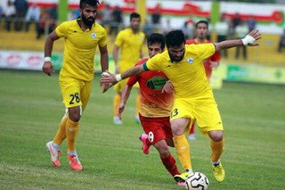 تیم فوتبال نفت مسجدسلیمان در مقابل پدیده مشهد یک غایب دارد