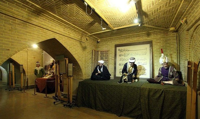 مشاهیر استان فارس در نمایشگاه بین‌المللی گردشگری تهران معرفی می‌شوند