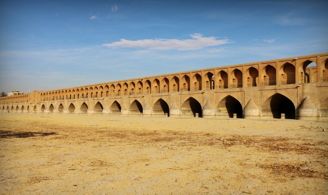 سی و سه پل اصفهان ایمن سازی می شود