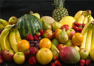 کشف بیش از ۵ تن و ۲۰۰ کیلو میوه قاچاق در یزد