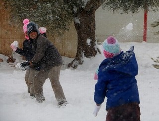 برف بازی در سپیدان فارس ۷۶ مصدوم داشت