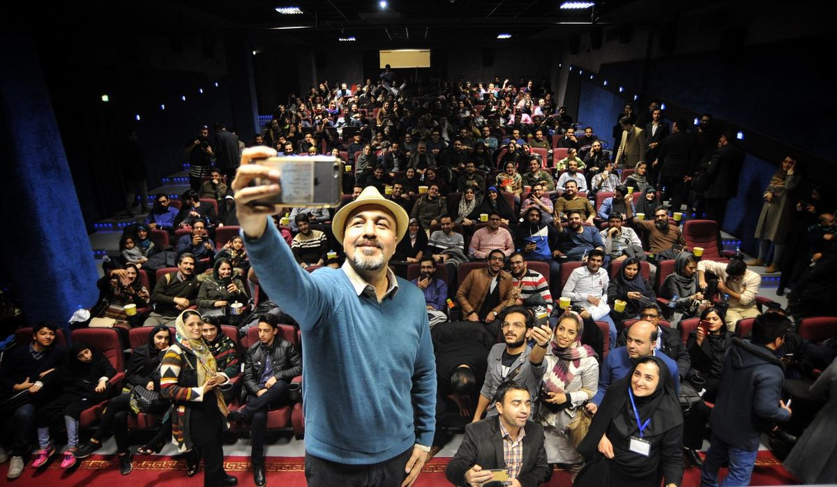  شوخی‌های رضا عطاران در اکران فیلم مصادره در جشنواره فیلم فجر مشهد 