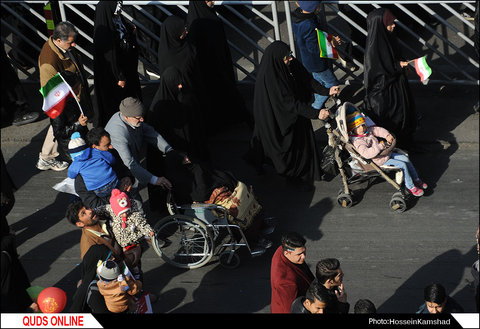 راهپیمایی ۲۲ بهمن در مشهد / گزارش تصویری