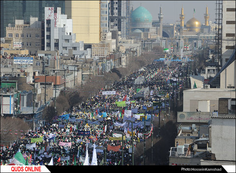 راهپیمایی ۲۲ بهمن در مشهد / گزارش تصویری