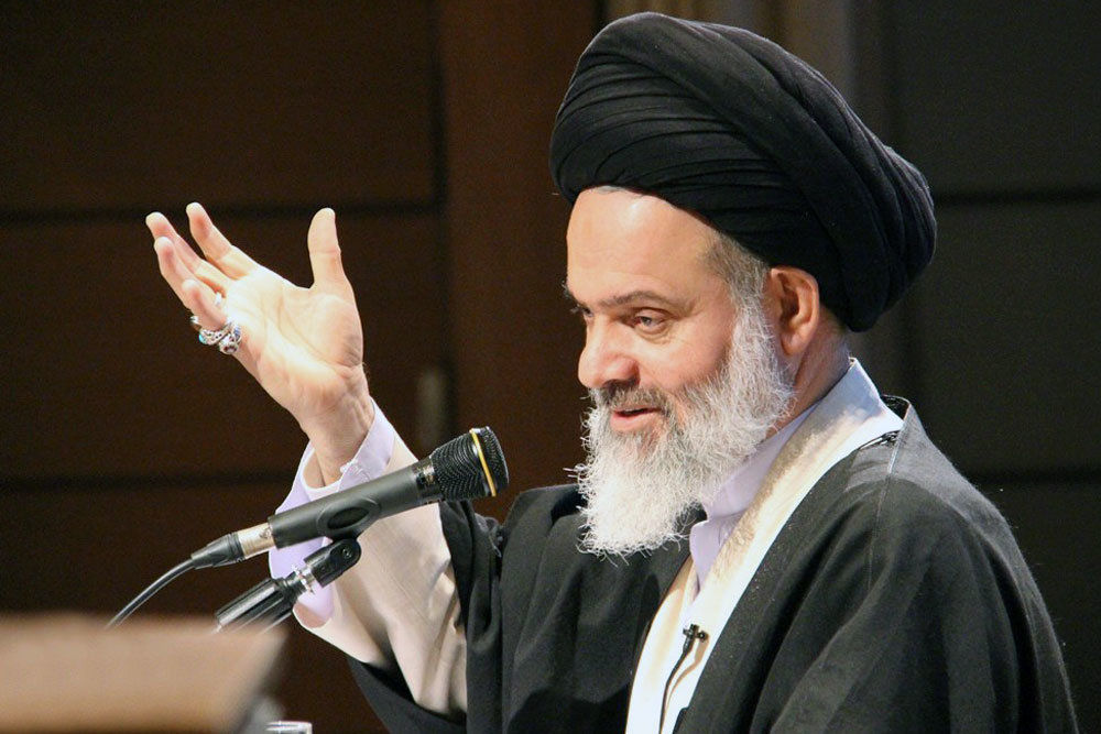 رهبر ما دلسوزترین فرد برای مردم و انقلاب اسلامی ایران است