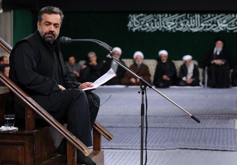 مداحی «محمود کریمی» در حسینیه امام خمینی (ره) + فیلم

