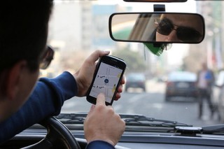 جاده کسب و کار تاکسیهای سنتی باریک میشود