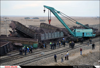 واژگونی قطار در دیزباد/گزارش تصویری