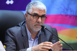 تاکید استاندار فارس بر کاهش کارگروه های اقتصادی در استان
