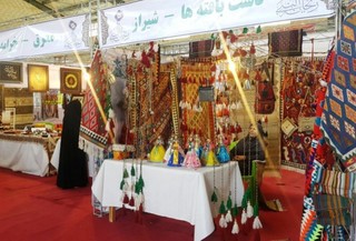 نمایشگاه کتاب و صنایع دستی ریحانة النبی در شهرستان مُهر آغاز شد