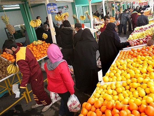 ۱۵۹ غرفه میوه شب عید البرز را توزیع می کنند