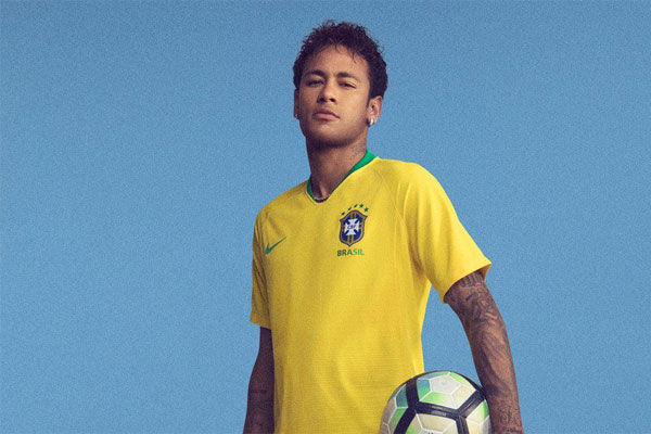رونمایی از پیراهن اول تیم ملی برزیل در جام جهانی روسیه + عکس