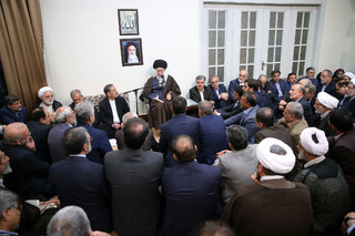 دیدار جمعی از مسئولان و مدیران نظام با مقام معظم رهبری / گزارش تصویری