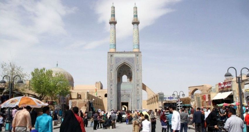 اقامت بیش از۸۵۰ هزار نفر مسافر نوروزی در استان یزد  