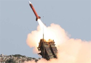 ارتش یمن وزارت دفاع عربستان را با موشک بالستیک هدف قرار داد